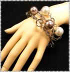 【ランジュエリー】ホワイト＆トープパールとクリスタルの3連ブレスレット☆